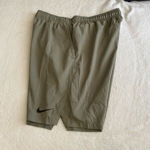 Nike Dri-FIT Flex Woven 9" Shorts